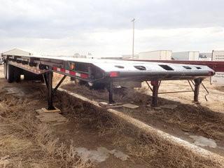 1976 Scona Tandem Axle 40' Float Trailer. 11R24.5 Tires, Steel Budd Wheels, End Roll. CVIP Expired 01/19. VIN SNT590. **LOCATED IN MILK RIVER**