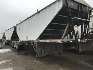 2015 Lode King Super B  Tridem Axle 28' Lead and Tandem Axle 30' Pup Grain Trailers. 66,000lbs Axles, 11R24.5 Tires, Steel Budd Wheels, Air Ride Suspension, Tire Max Air System, Tarps, 2  Hoppers. VIN 2LDHG2831FF059146(Lead VIN) 2LDHG3022FF059147(Pup VIN) **LOCATED IN SEXSMITH**