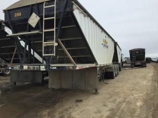 2015 Lode King Super B  Tridem Axle 28' Lead and Tandem Axle 30' Pup Grain Trailers. 66,000lbs Axles, 11R24.5 Tires, Steel Budd Wheels, Air Ride Suspension, Tire Max Air System, Tarps, 2 Hoppers. VIN 2LDHG2832FF060273(Lead VIN) 2LDHG3023FF060274(Pup VIN) **LOCATED IN SEXSMITH**