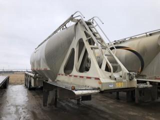 2011 Lazer Inox 36800L Tridem Axle Pneumatic Dry Bulker.  Air Ride Suspension, 3 Hoppers, Trailer Scale. VIN 2L9TC5320BD079736. **NEW PHOTOS COMING SOON- LOCATED IN SEXSMITH**
