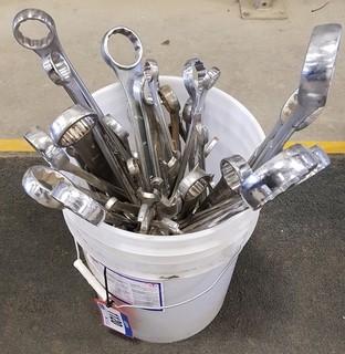 Lot of Combination Wrenches. **LOCATED IN SEXSMITH**