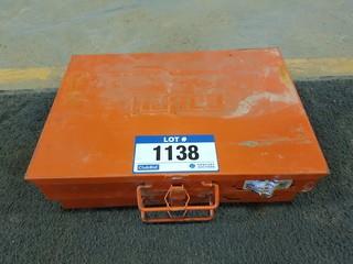 Lot of 2 Papco Screw Sets. ** LOCATED IN SEXSMITH**