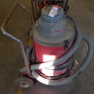 Milwaukee 21 Gallon Wet/Dry Vacuum. ** LOCATED IN SEXSMITH**