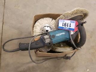 Makita 7" Grinder w/Polishing Supplies. ** LOCATED IN SEXSMITH**