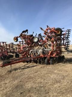 1998 Bourgault 5710 Tow Behind Air Drill C/W 10" Spacing, Sgl Shoot, Mid-Row Banding, 3" Rubber Packers. U/C 40%. S/N AH2181. **LOCATED IN WAINWRIGHT, AB**