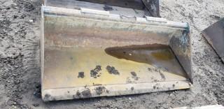 76in Skid Steer Bucket 