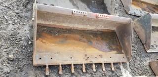 68in Skid Steer Bucket 