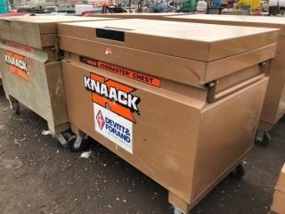 Knaack Model 4330 48"x30"x31" Job Box.