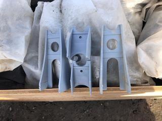 Lot of Assorted Air Mould Plastic & Plastic Coupler.