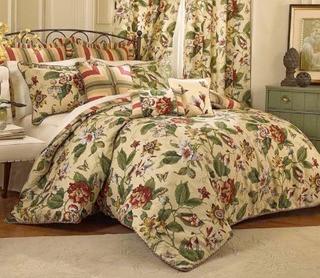 Laurel Spring Reversible Comforter Set, King