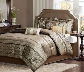 Bartle 7 Piece Comforter Set, Queen