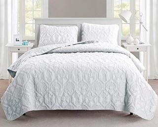 Sneads 3 Piece Quilt Set, Queen
