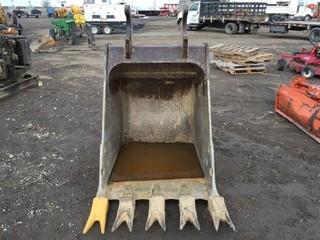 42" Digging Bucket to Fit Cat 300 Series 