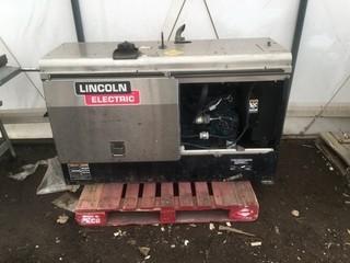 Lincoln Vantage 300 Arc Welder/Generator Showing 4099 Hours. Control # 8255. 