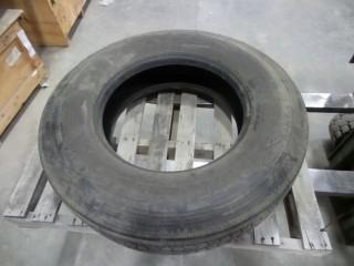 Dunlop 295/75R-22.5 Truck Tire  ( Has large pin in tire, needs repair)