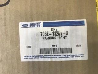 Parking Light Without Bulb LF, Fits 2008-2010 Super Duty F-250-550, Part # 7C3Z-13201-B


