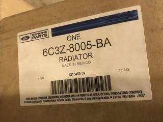 Radiator Assembly, Fits 2005-2007 Super Duty F-250-550 6.8L Gas, Part # 6C3Z-8005-BA


