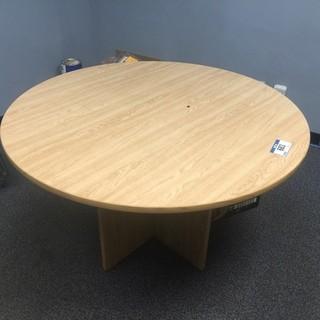 Wood Round Table.