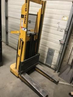 Big Joe Model 1018-R5 Electric Walk Behind Forklift. SN 76527