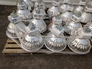 Lot of (7) Stingray Model 750544, 320W Hanging Lights.