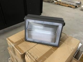 New 400 Watt Vima Wall Light