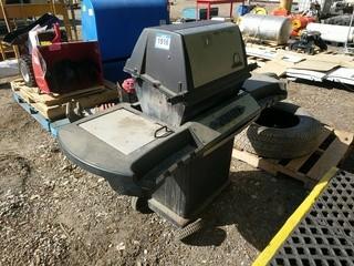 Broilking 4 Burner LPG BBQ.