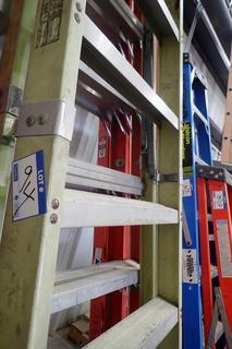 Fiberglass/Aluminum 12' Step Ladder. 