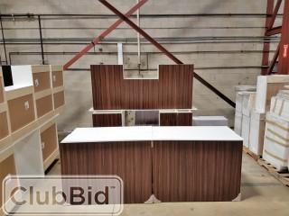 10 Cabinet Galley & Island Kitchen - Lunar