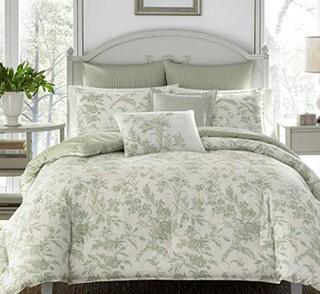 Natalie 100% Cotton Reversible Duvet Cover Set by Laura Ashley Home, Queen