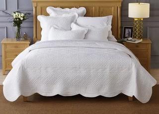Lafollette Luxury Single Quilt, Queen