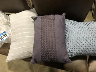 Set Of 3 Throw Pillows