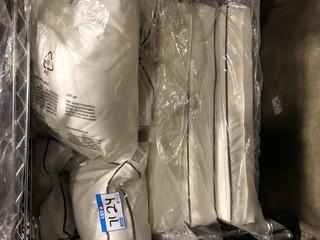 Assorted Indoor/Outdoor Lounge Chair Cushion