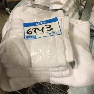 Lot Assorted Towels 