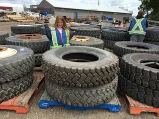 Lot of (4) Michelin Hi Way Truck Tires 12.00 R 24 XDL 