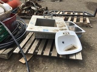 Lot of Assorted Sinks