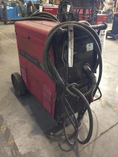 Lincoln Electric Mig Welder. SN U1020348423 *LOCATED AT FRONTIER MECHANICAL*