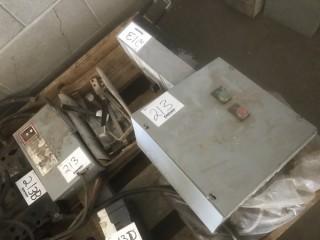 Siemens 300 Amp I-T-E Sentron series Breaker and Siemens Switch Box*LOCATED AT FRONTIER MECHANICAL*