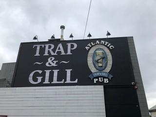 Trap & Gill Sign.