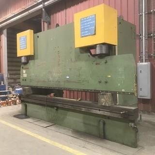 1984 Pullmax 640 Ton Break Press C/w Dies *Note:Buyer Responsible for load out, Power Disconnected*