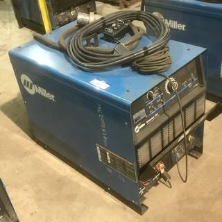 Miller Dimension 652 CC/CV DC Welding Power Source  SN LH200234C