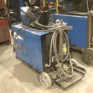 Miller Dimension 452 CC/CV DC Welding Power Source SN MC280135C