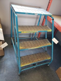 Portable Shop Stairs