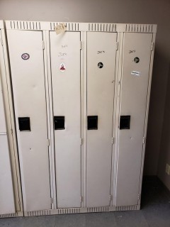 (1) Bank Of Lockers 4-Doors