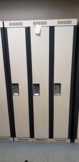 (1) Bank Of Lockers 3-Doors