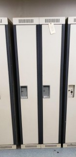 (1) Bank Of Lockers 2-Doors