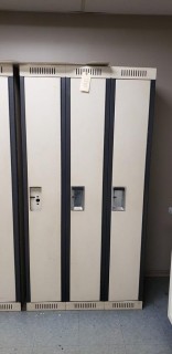 (1) Bank Of Lockers 3-Doors