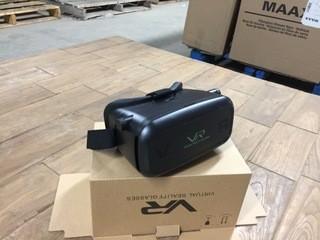 Lot of (4) Virtual Reality Glasses Smartphone Compatible